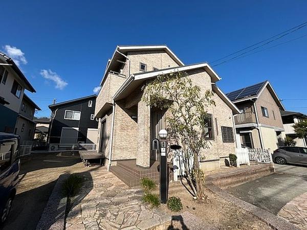 外観 令和7年12月上旬内装一部リフォーム完了。