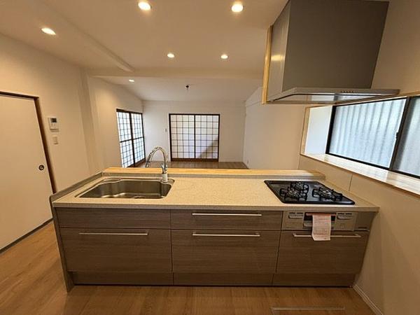 キッチン 人気の対面式キッチンです。調理のしやすいキッチン。