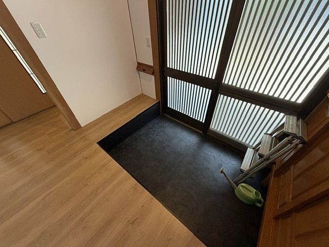 玄関 広い玄関は開放感があります。